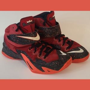 Nike Lebron James S-8 LRJ6  AK/US 330/503 sz 7.5